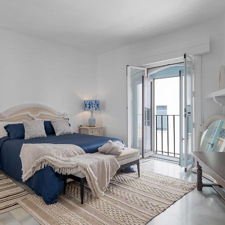 Apartamento Luxurious Frontline Penthouse In Puerto Banus Marbella Exterior foto