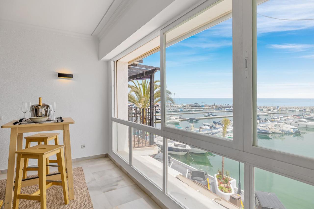 Apartamento Luxurious Frontline Penthouse In Puerto Banus Marbella Exterior foto