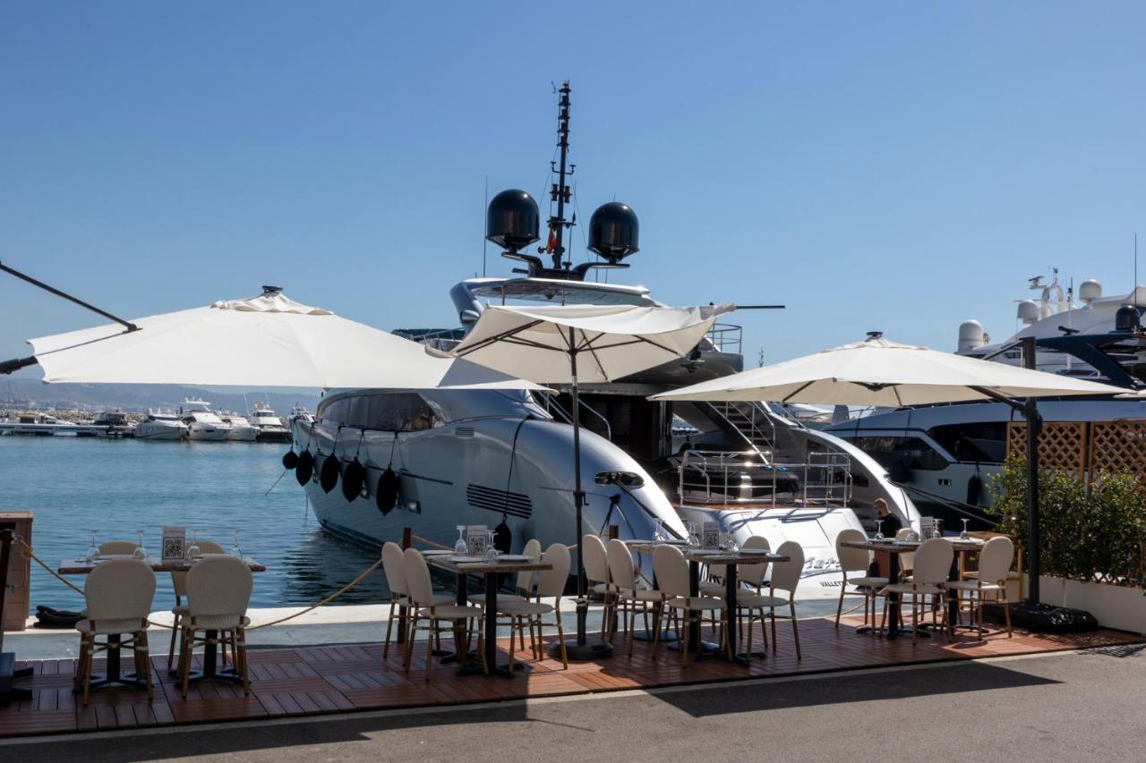 Apartamento Luxurious Frontline Penthouse In Puerto Banus Marbella Exterior foto